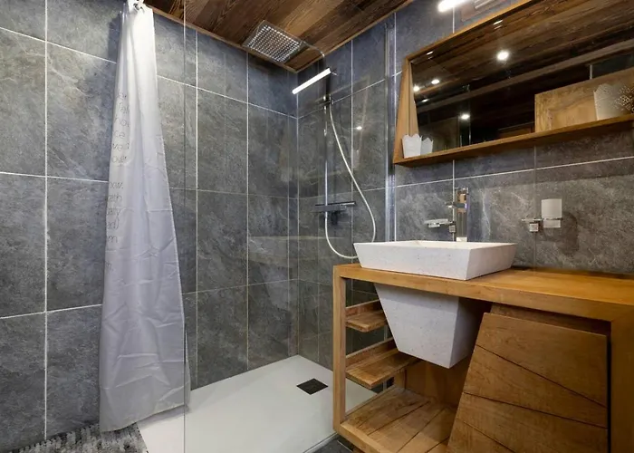 Апартаменты Momi Cocon 4pax Jardin Jacuzzi Vue